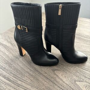 Vince Camuto “Curtis” Quilted Black Leather Boots NWOT